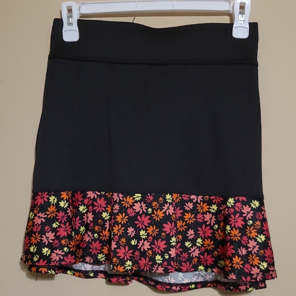 Chic Black Floral Golf Skirt